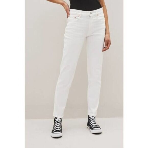 GAP‎ Mid Rise Girlfriend Jeans Size 27 NWOT - Picture 1 of 4
